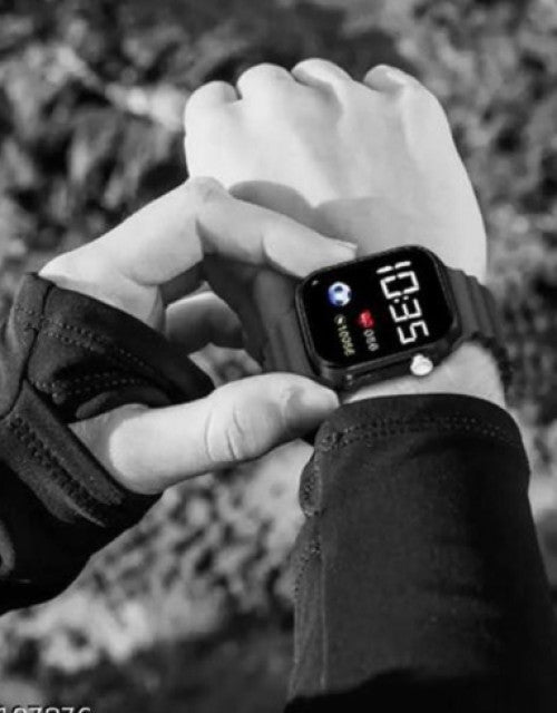 Digital watch